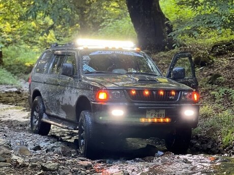 Mitsubishi  1998