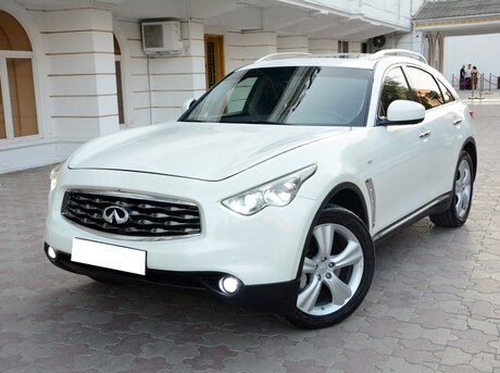 Infiniti FX35 2011
