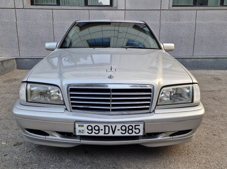 Mercedes C 220