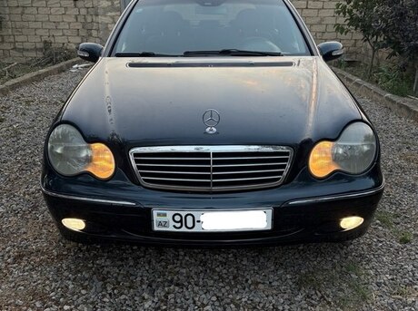 Mercedes C 240