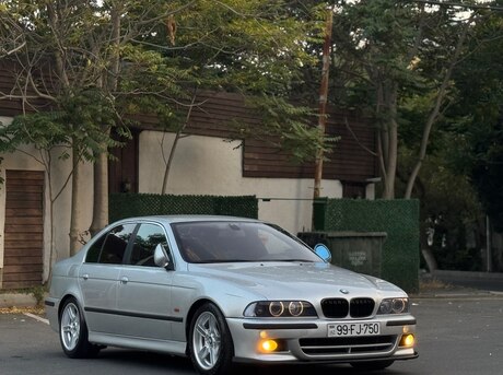 BMW 525