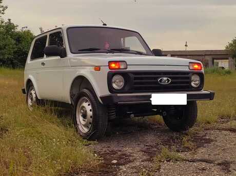 LADA (VAZ) Niva