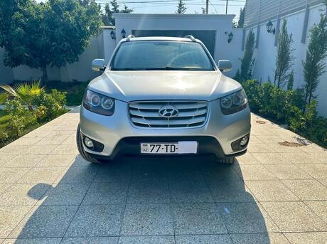 Hyundai Santa Fe 2011