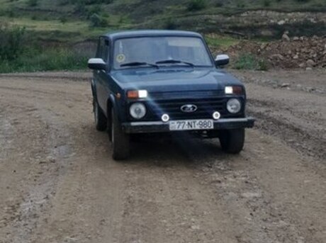 LADA (VAZ) Niva 1998