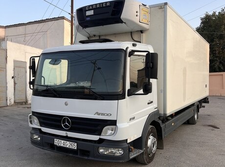 Mercedes Atego 818