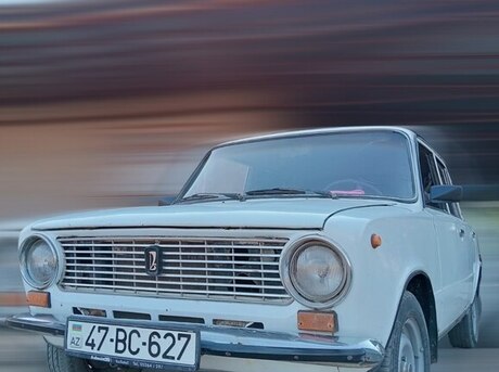 LADA (VAZ) 21011