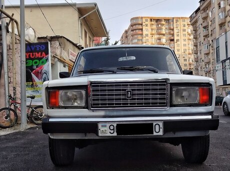 LADA (VAZ) 2107