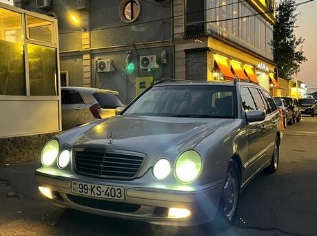 Mercedes E 320 2001