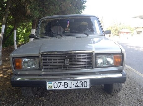 LADA (VAZ) 2107