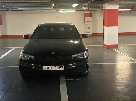 BMW 530e