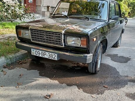 LADA (VAZ) 2107