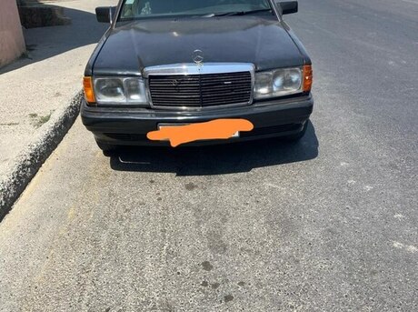 Mercedes 190