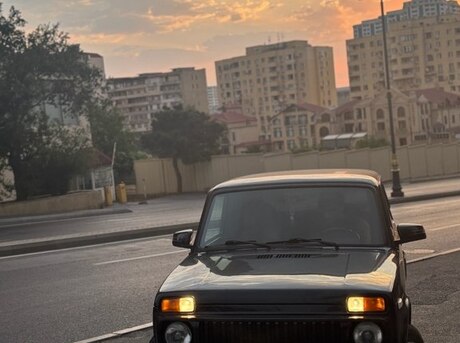 LADA (VAZ) Niva