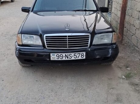 Mercedes C 180