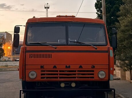 KamAz 55111 1989