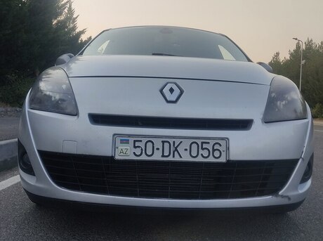 Renault Grand Scenic 2011