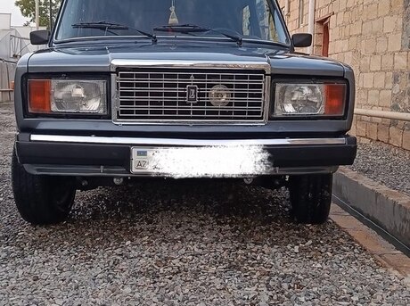 LADA (VAZ) 2107