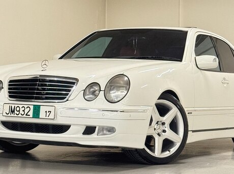Mercedes E 320
