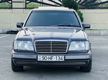 Mercedes E 220 1993