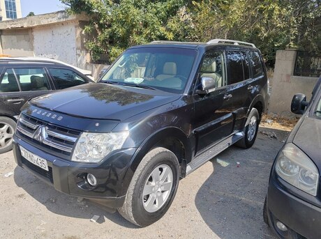 Mitsubishi Pajero 2007