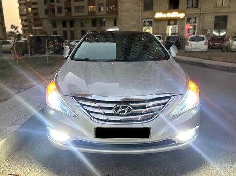 Hyundai Sonata 2012