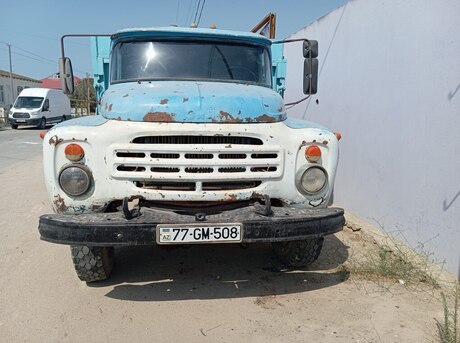ZIL 130