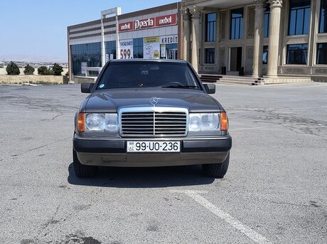 Mercedes E 220 1993