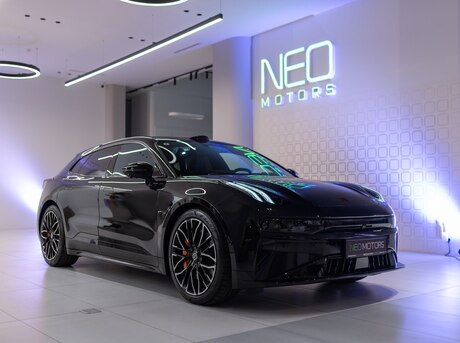 ZEEKR 001
