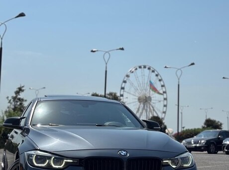 BMW 330 2018