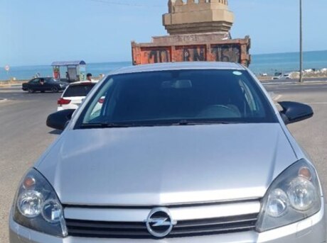 Opel Astra 2004