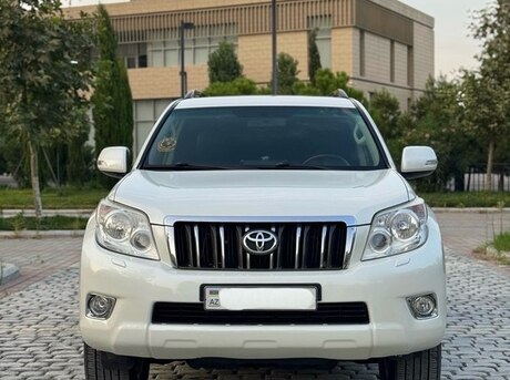 Toyota Land Cruiser Prado 2012