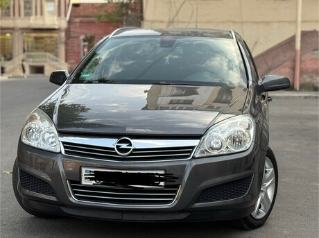 Opel Astra 2008