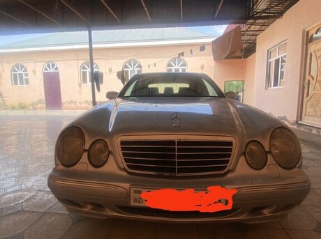 Mercedes E 320 2001