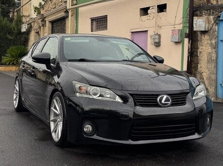 Lexus CT 200h