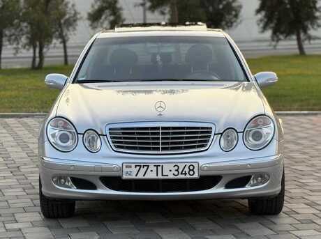 Mercedes E 240 2003