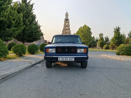 LADA (VAZ) 2107