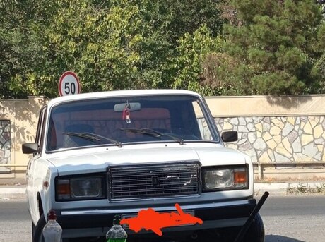 LADA (VAZ) 2107 2005