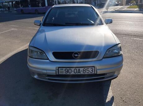 Opel Astra 2000