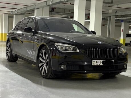BMW 750