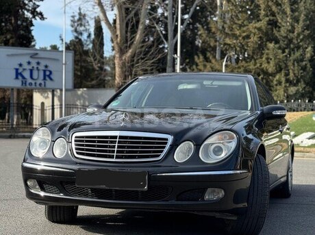Mercedes E 220 2002