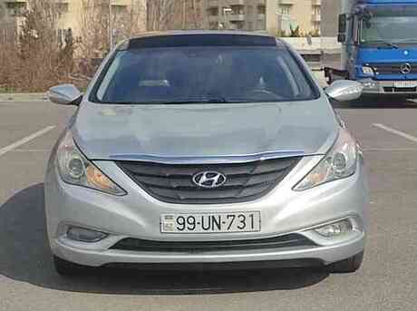Hyundai Sonata 2011
