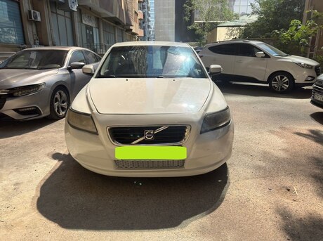 Volvo S40