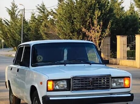 LADA (VAZ) 2107 2004