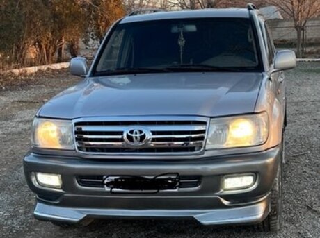 Toyota Land Cruiser 2000
