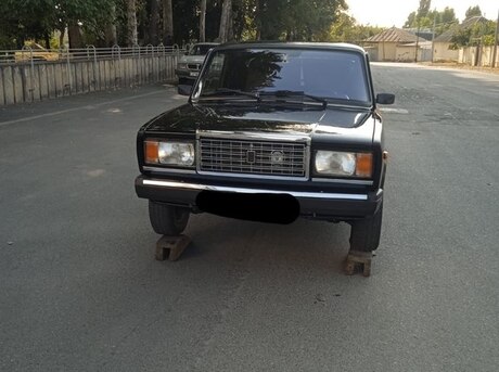 LADA (VAZ) 2107 2010