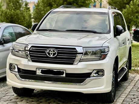 Toyota Land Cruiser 2010