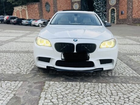 BMW 528