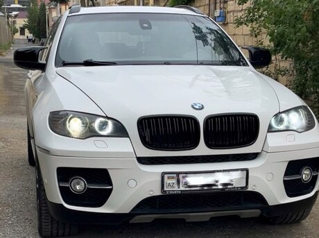 BMW X6 2011