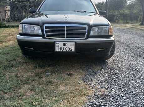 Mercedes C 230