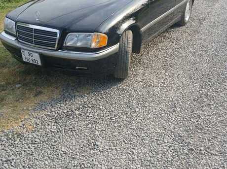 Mercedes C 230